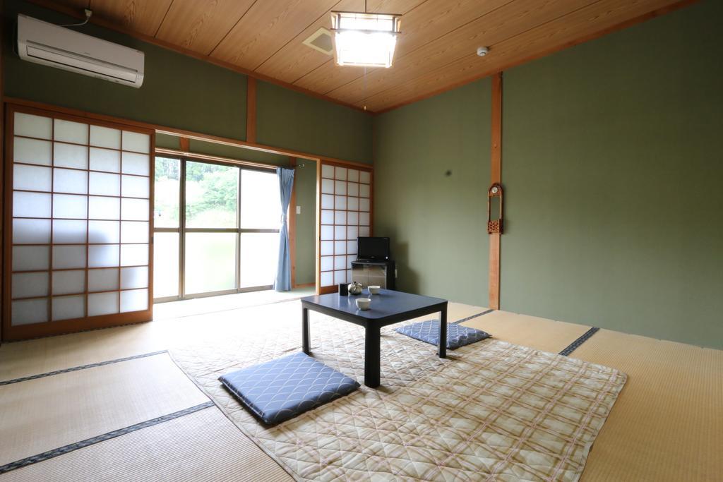 Minshuku Shiroyama Hotel Taketa Exterior photo